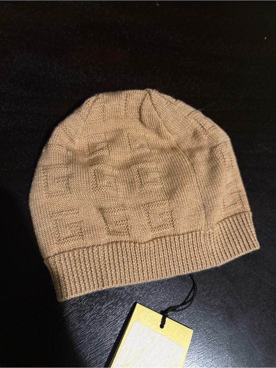 Gucci Accessories - NWT Gucci Beige Knit Logo Beanie